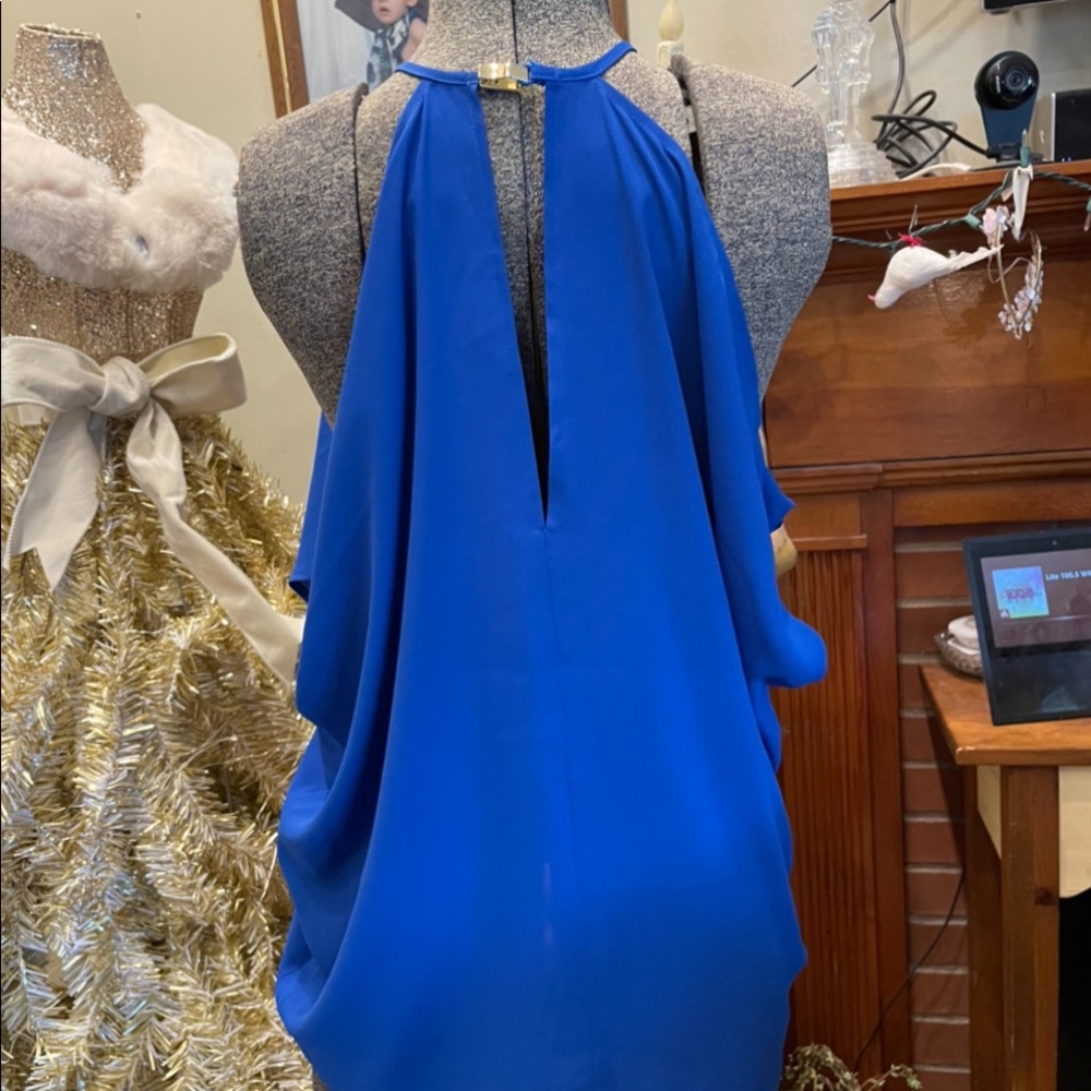 EXPRESS SLEEVELESS TOP - Picture 2 of 9